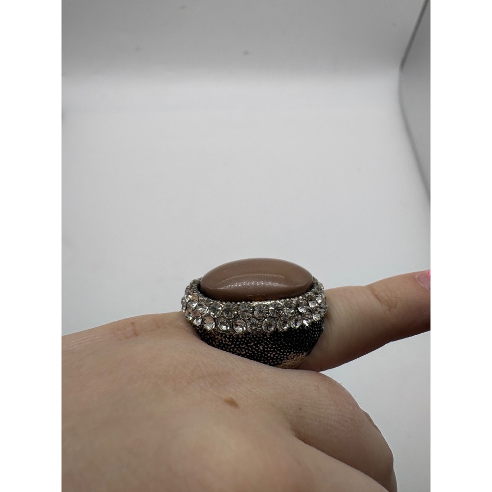 Vtg Silver Tone Taupe‎ Oval Cabochon Rhinestone Halo Statement Ring 6.25 - Picture 7 of 8
